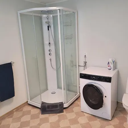 Romslig Midt I Lofoten Apartmán