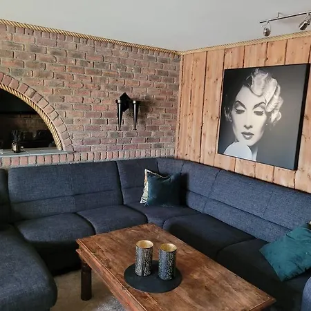 Romslig Midt I Lofoten Leknes