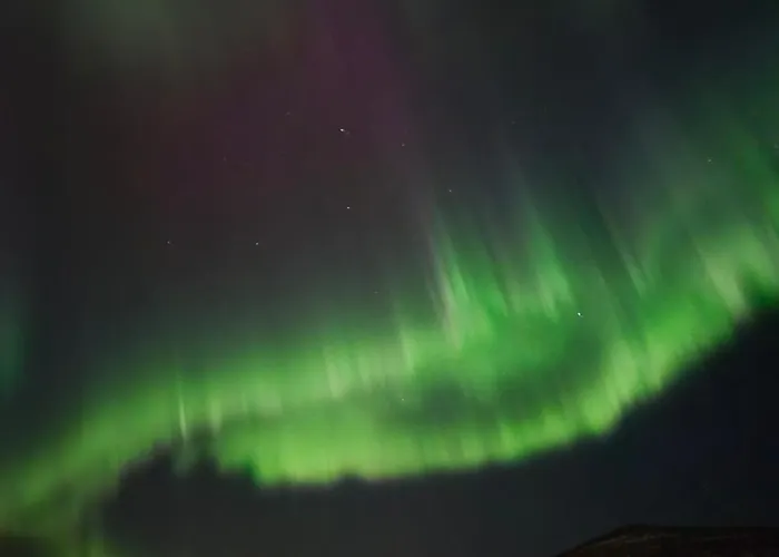Romslig Midt I Lofoten * レクネス